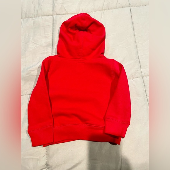 Red gap hoodie - Picture 2 of 3